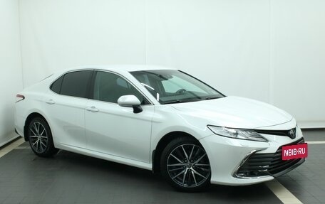 Toyota Camry, 2021 год, 3 193 000 рублей, 9 фотография