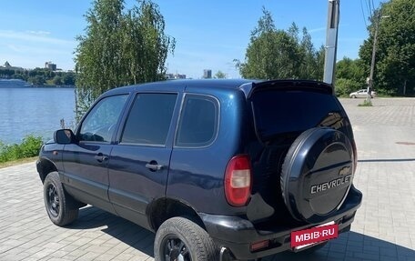 Chevrolet Niva I рестайлинг, 2005 год, 280 000 рублей, 3 фотография