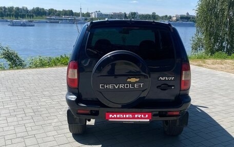 Chevrolet Niva I рестайлинг, 2005 год, 280 000 рублей, 4 фотография
