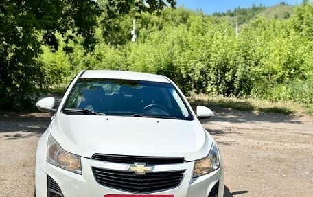 Chevrolet Cruze II, 2013 год, 930 000 рублей, 2 фотография