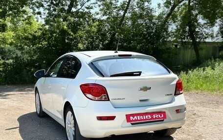 Chevrolet Cruze II, 2013 год, 930 000 рублей, 3 фотография