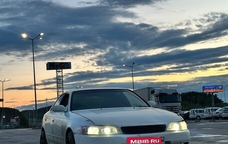Toyota Mark II VIII (X100), 1994 год, 699 000 рублей, 3 фотография