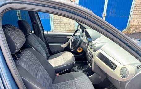 Renault Logan I, 2011 год, 570 000 рублей, 11 фотография