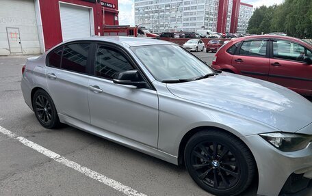 BMW 3 серия, 2016 год, 2 200 000 рублей, 3 фотография
