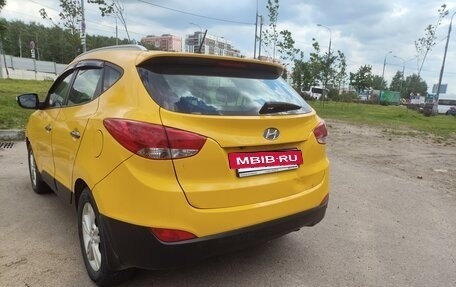 Hyundai ix35 I рестайлинг, 2012 год, 810 000 рублей, 4 фотография