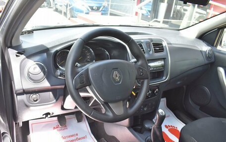 Renault Sandero II рестайлинг, 2017 год, 969 000 рублей, 8 фотография