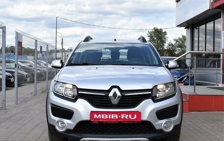 Renault Sandero II рестайлинг, 2017 год, 969 000 рублей, 2 фотография