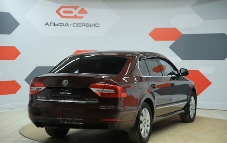Skoda Superb III рестайлинг, 2013 год, 1 330 000 рублей, 5 фотография