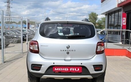 Renault Sandero II рестайлинг, 2017 год, 969 000 рублей, 4 фотография