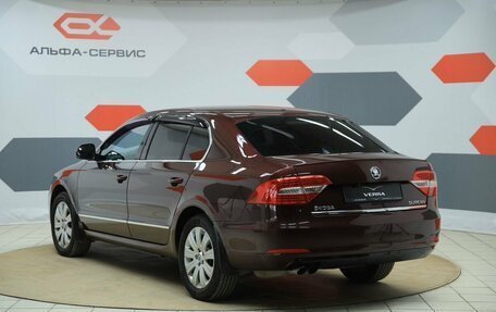 Skoda Superb III рестайлинг, 2013 год, 1 330 000 рублей, 7 фотография
