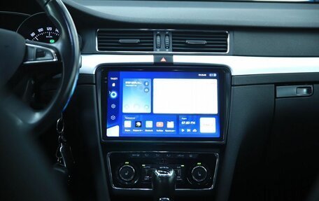 Skoda Superb III рестайлинг, 2013 год, 1 330 000 рублей, 15 фотография