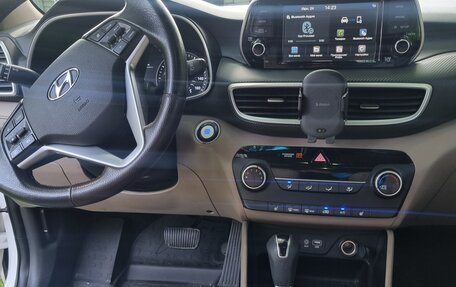 Hyundai Tucson III, 2019 год, 2 500 000 рублей, 11 фотография