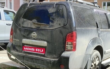 Nissan Pathfinder, 2011 год, 1 600 000 рублей, 2 фотография