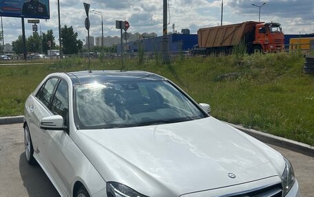 Mercedes-Benz E-Класс, 2014 год, 3 200 000 рублей, 2 фотография