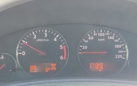 Nissan Pathfinder, 2011 год, 1 600 000 рублей, 10 фотография