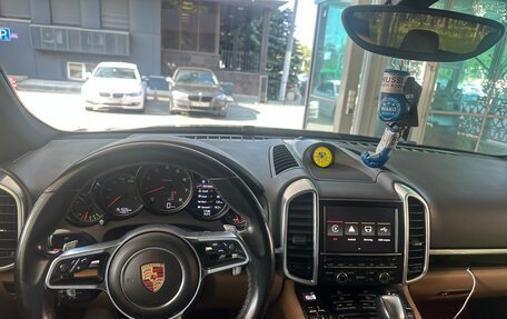Porsche Cayenne III, 2015 год, 4 750 000 рублей, 2 фотография