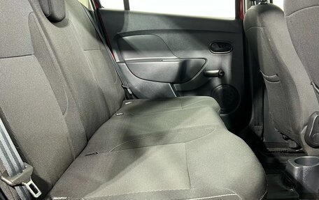Renault Logan II, 2019 год, 1 050 000 рублей, 16 фотография