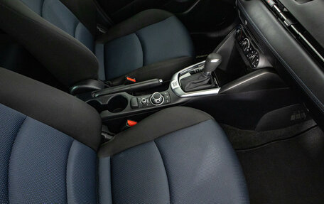 Toyota Yaris XP150 рестайлинг, 2019 год, 1 639 000 рублей, 10 фотография