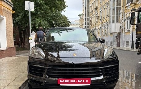 Porsche Cayenne III, 2019 год, 7 400 000 рублей, 2 фотография
