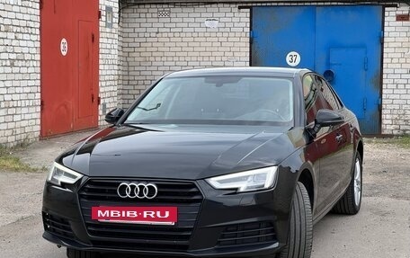 Audi A4, 2017 год, 2 320 000 рублей, 2 фотография