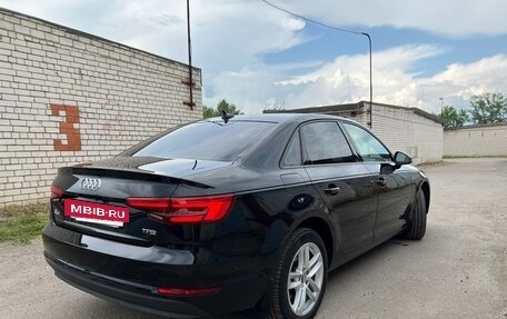 Audi A4, 2017 год, 2 320 000 рублей, 8 фотография