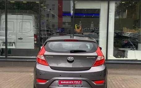 Hyundai Solaris II рестайлинг, 2013 год, 999 000 рублей, 7 фотография