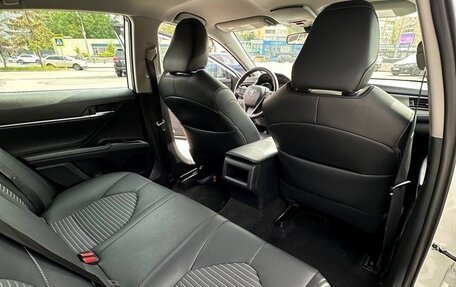 Toyota Camry, 2019 год, 2 290 000 рублей, 11 фотография