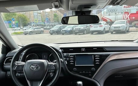 Toyota Camry, 2019 год, 2 290 000 рублей, 12 фотография