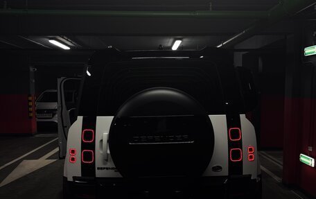 Land Rover Defender II, 2021 год, 10 700 000 рублей, 10 фотография