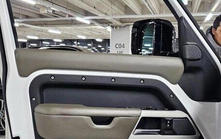 Land Rover Defender II, 2021 год, 10 700 000 рублей, 35 фотография