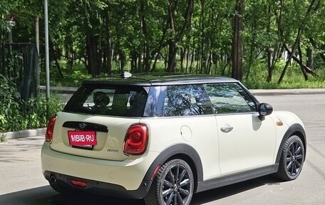 MINI Hatch, 2019 год, 1 490 000 рублей, 11 фотография