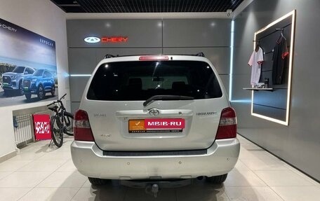 Toyota Highlander III, 2005 год, 1 370 000 рублей, 4 фотография