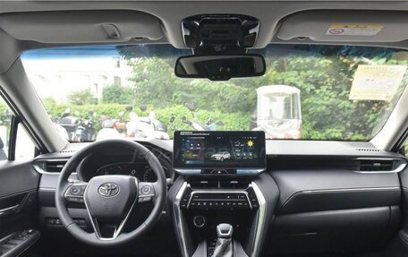 Toyota Harrier, 2025 год, 3 364 000 рублей, 5 фотография