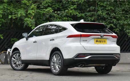 Toyota Harrier, 2025 год, 3 364 000 рублей, 4 фотография
