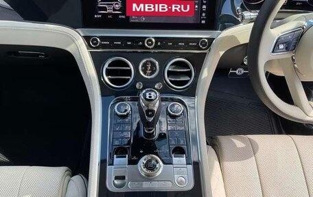 Bentley Continental GT III, 2023 год, 28 300 000 рублей, 9 фотография