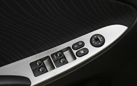 Hyundai Solaris II рестайлинг, 2014 год, 985 000 рублей, 20 фотография