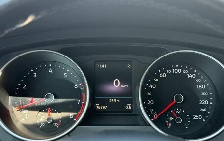 Volkswagen Tiguan II, 2018 год, 2 075 000 рублей, 9 фотография