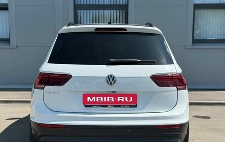 Volkswagen Tiguan II, 2018 год, 2 075 000 рублей, 5 фотография