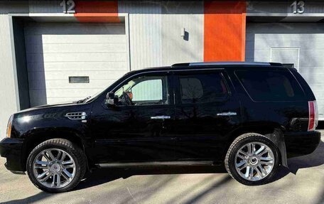 Cadillac Escalade III, 2013 год, 2 500 000 рублей, 4 фотография