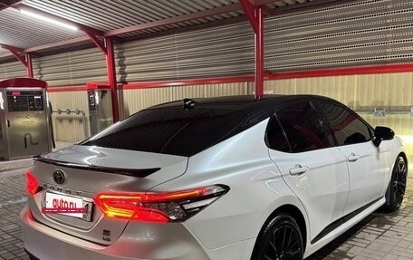 Toyota Camry, 2021 год, 3 499 999 рублей, 3 фотография