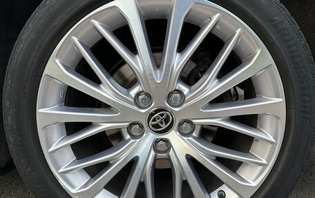 Toyota Camry, 2020 год, 2 500 000 рублей, 20 фотография