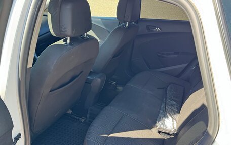 Opel Astra J, 2012 год, 8 фотография