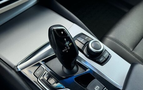 BMW 5 серия, 2019 год, 2 700 000 рублей, 24 фотография