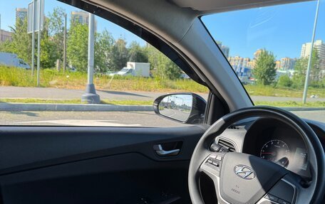 Hyundai Solaris II рестайлинг, 2017 год, 1 079 000 рублей, 23 фотография