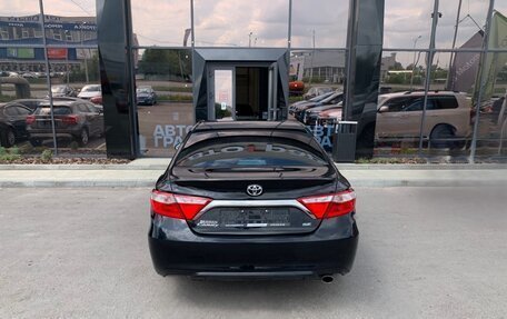 Toyota Camry, 2016 год, 1 670 000 рублей, 7 фотография