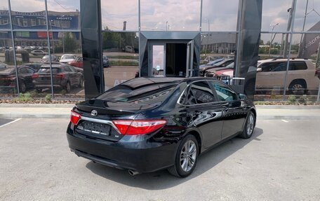 Toyota Camry, 2016 год, 1 670 000 рублей, 4 фотография
