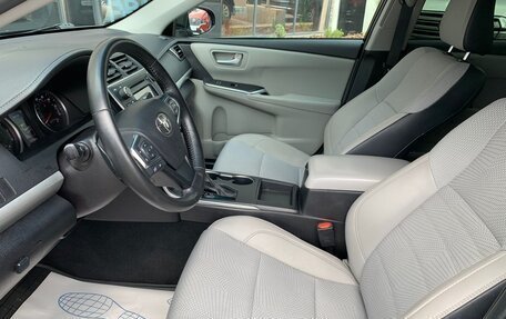 Toyota Camry, 2016 год, 1 670 000 рублей, 16 фотография