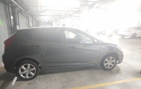 Hyundai Solaris II рестайлинг, 2012 год, 631 000 рублей, 3 фотография