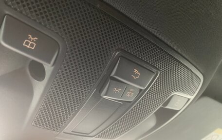 Mercedes-Benz GLA, 2017 год, 1 600 000 рублей, 21 фотография