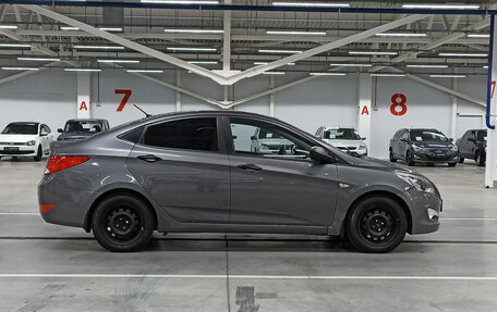 Hyundai Solaris II рестайлинг, 2015 год, 660 000 рублей, 4 фотография